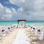 Impressive Premium Punta Cana